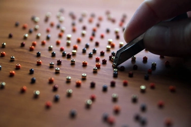 Picking a bead Picking a bead