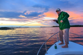 Setting the hook Setting the hook