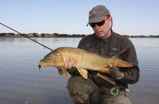 US carp fly-fishing US carp fly-fishing