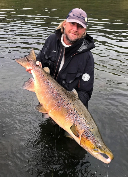 A hefty Icelandic salmon A hefty Icelandic salmon