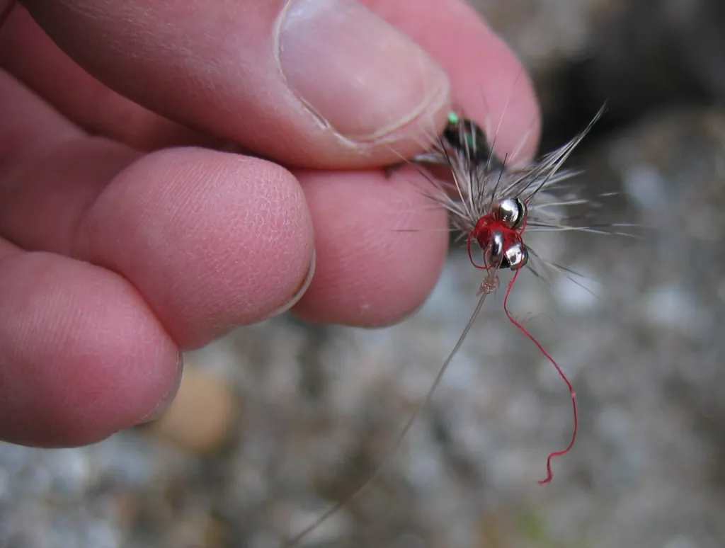 Eyes loosening on a fishing fly