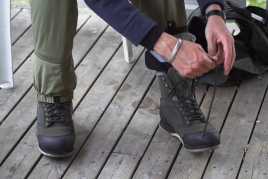 Tight laces Tight laces