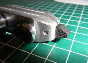 Close up of the fully shaped jaws. Close up of the fully shaped jaws.