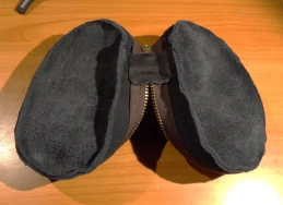 Back part glued in Back part glued in