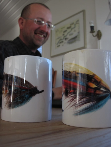 The tyer and his mugs The tyer and his mugs