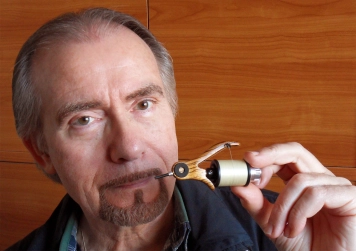 Tom and the Hummingbird Tom and the Hummingbird