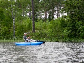 Fly Fishing with Solo Canoes, Global FlyFisher