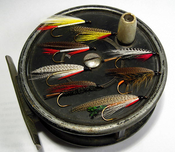 Pin by Britt Smith on fly fishing  Fly fishing flies pattern, Fly fishing, Saltwater  flies