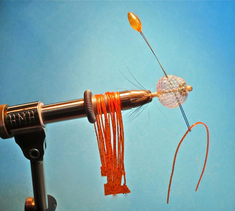 Step 12 threading legs Global FlyFisher