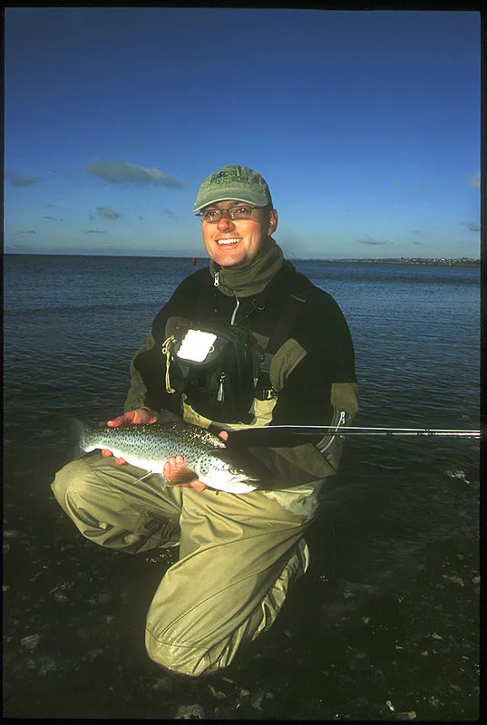 Autumn fish - It might look warm and sunny, but trust me... it's not! The cold weather Monic line has done its job well in spite of the low air and water temperatures and landed me this nice 2 kilo or 4 lbs. sea run brown trout.