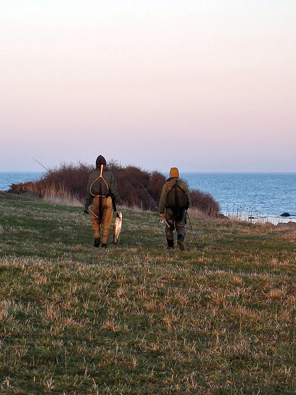 Spin fishermen leaving -