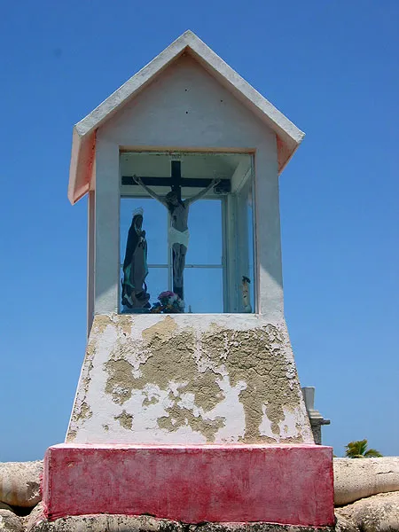 Christo - Christ was watching out for the pescadores - the fishers - on the way out of the river.