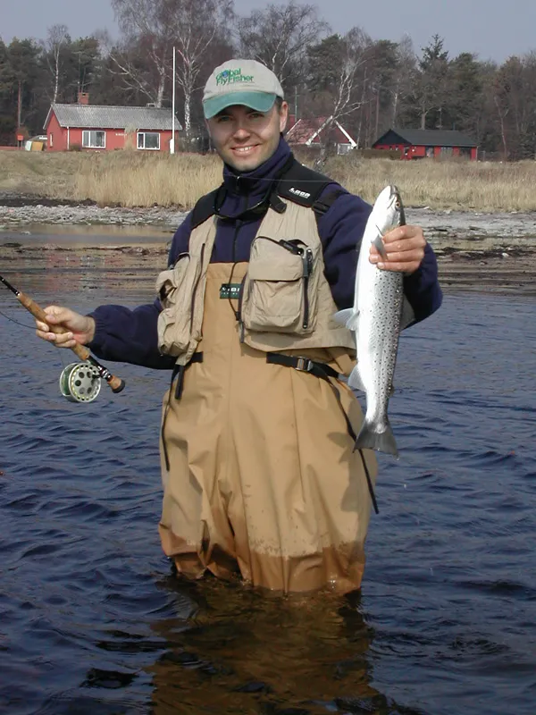 Sensitive fish - Silvery fish, like this baltic sea trout, are very sensitive to overexposure.There are no details left in the bright belly of this fish in spite of the rest of the picture being perfectly exposed