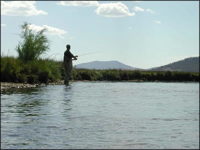 T-shirt fishing - The weather was so warm that we could fish in T-shirts much of the time.