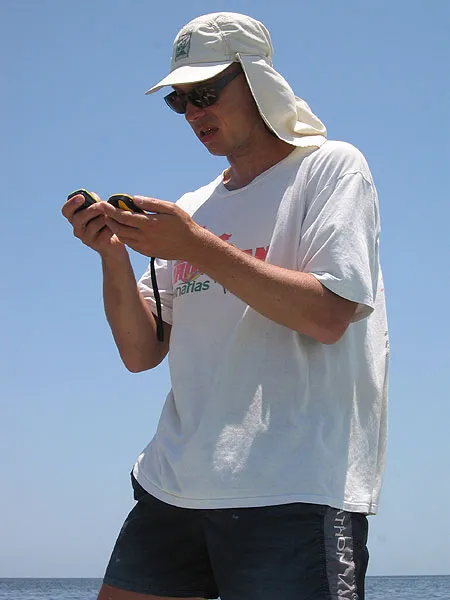 Positions - Lars transferring positions between two GPS'es.