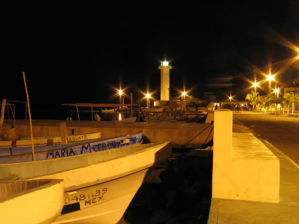 Harbour - The harbour and the lighthouse in Rio Lagartos.