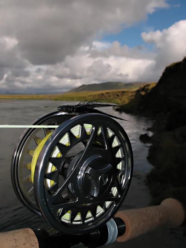 Snelda-country - One of the most common salmon flies on Iceland. Far from elegant, but very effective.