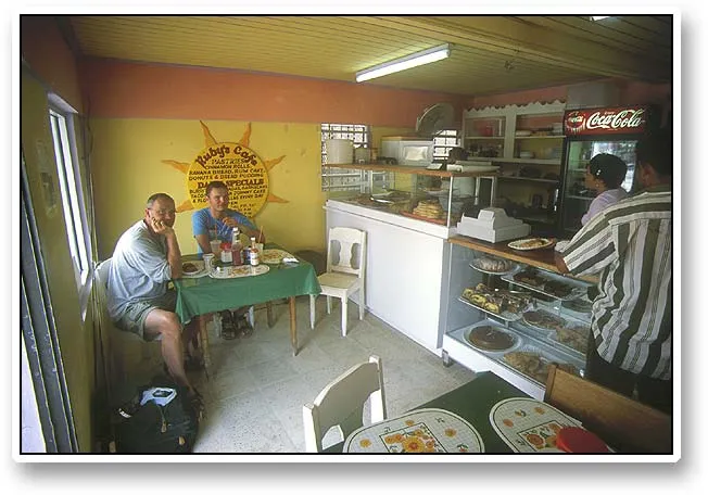 Ruby's - Ruby's, or Rubies as it is sometimes referred to, is a very nice little place where you can pick up sandwiches, cakes, coffee and juice. The place is very popular with both locals and tourists. Eat in the busy shop or go around the building and enjoy your meal viewing over the ocean, sheltered from the sun, cooled by the sea breeze.