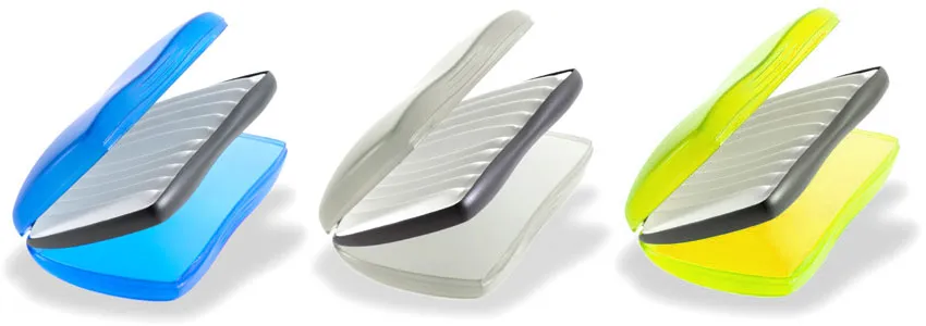 Three bright colors - The Aquafly flybox can be had in three colors. The boxes are here shown with rippled foam.